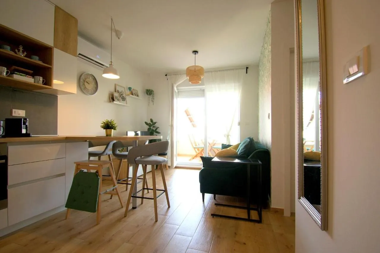 Apartment Nikola Split