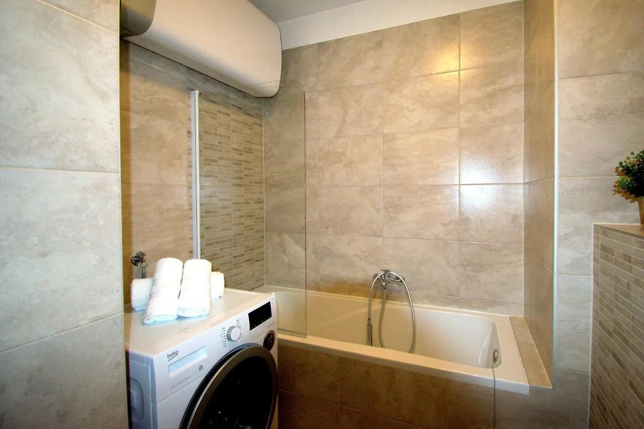 Apartment Nikola Split 0*,  Croatia